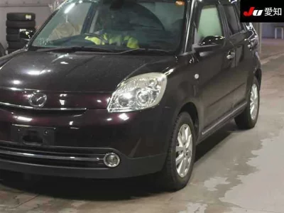 Mazda Verisa