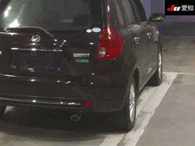Mazda Verisa