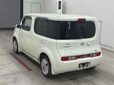 NISSAN CUBE