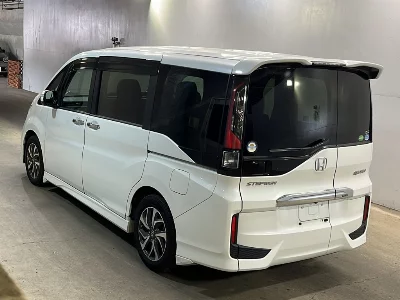 Honda STEPWGN SPADA