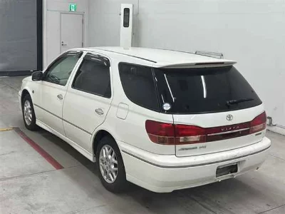 TOYOTA VISTA ARDEO
