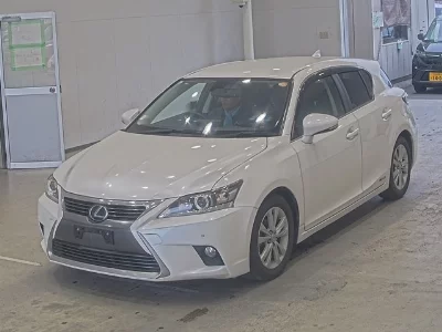 Lexus CT200h