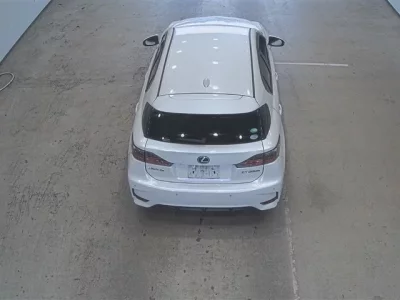 Lexus CT200h