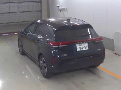 Nissan Aura