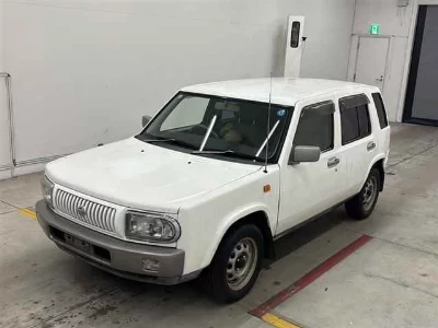 NISSAN RASHEEN