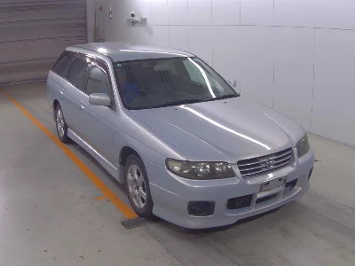 NISSAN AVENIR