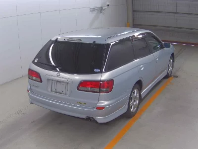 NISSAN AVENIR