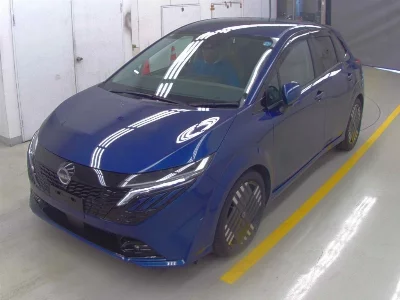 NISSAN AURA