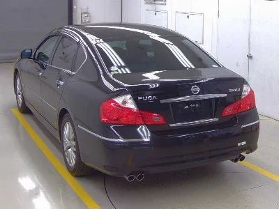 NISSAN FUGA