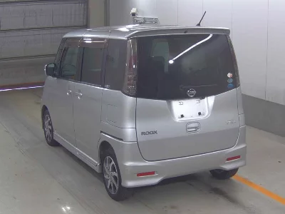 NISSAN ROOX