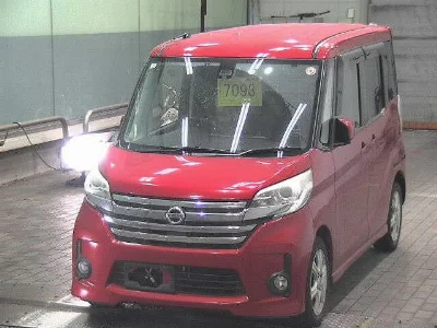 NISSAN DAYZ ROOX