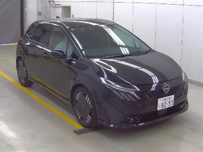 Nissan Aura