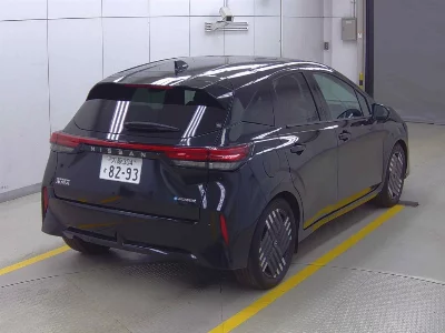 Nissan Aura