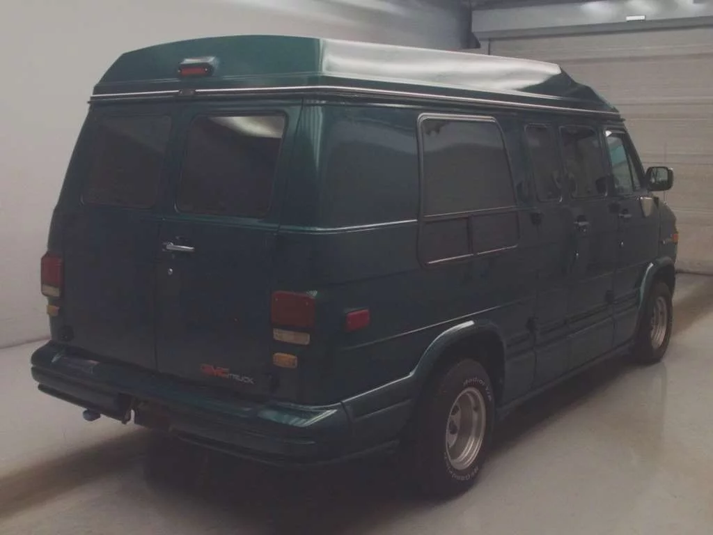 GMC VANDURA  с аукциона в Японии