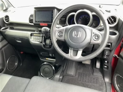 Honda N-Box Slash