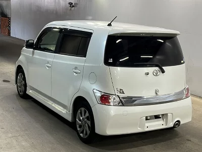 Toyota bB