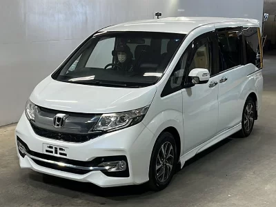 Honda STEPWGN SPADA