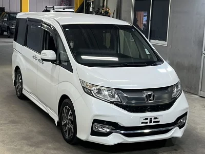 Honda STEPWGN SPADA