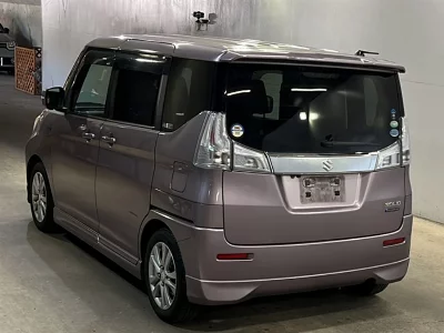 Suzuki Solio