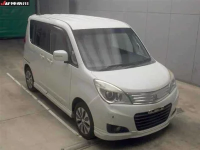 Mitsubishi Delica D:2