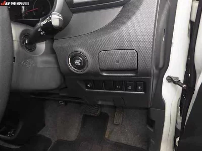 Mitsubishi Delica D:2
