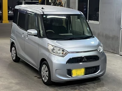 Mitsubishi eK X Space