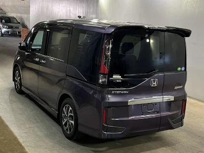 Honda STEPWGN SPADA