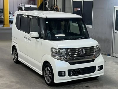 Honda N BOX CUSTOM