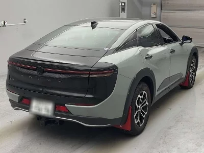 Toyota Crown Crossover