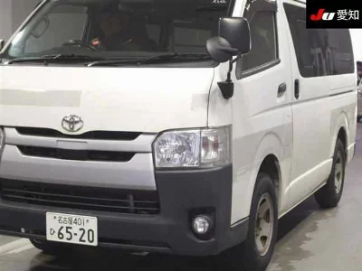 Toyota RegiusAce