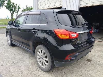 Mitsubishi RVR
