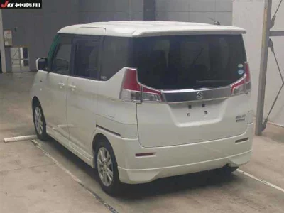Suzuki Solio