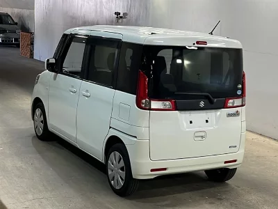 Suzuki Spacia