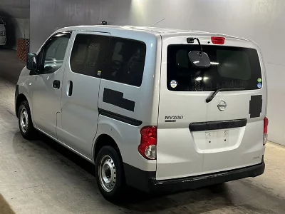 Nissan NV200 VANETTE VAN
