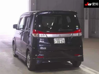 Mitsubishi Delica D:2