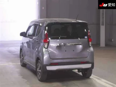 Mitsubishi eK X