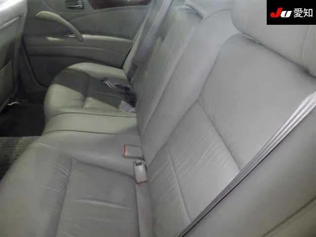 Mitsuoka Galue II  с аукциона в Японии