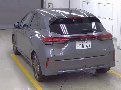 Nissan Aura