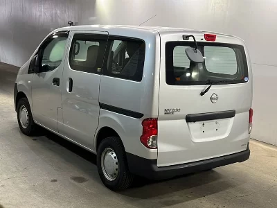 Nissan NV200 VANETTE VAN