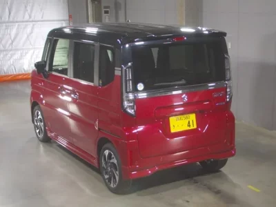 Suzuki Spacia Custom