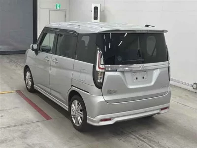Mitsubishi Delica D:2