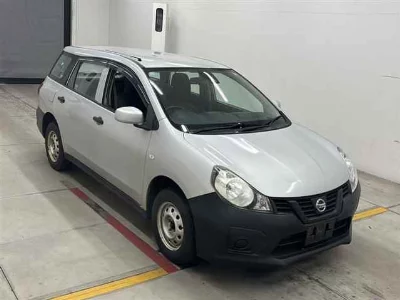 Nissan AD