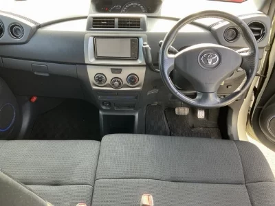 Toyota bB