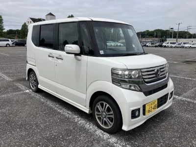 Honda N BOX CUSTOM