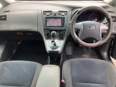 Toyota Mark X Zio