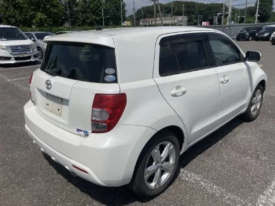 Toyota Ist