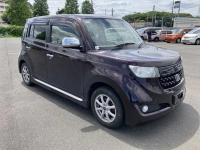 Toyota bB