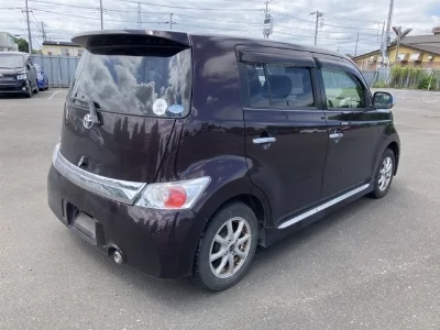 Toyota bB