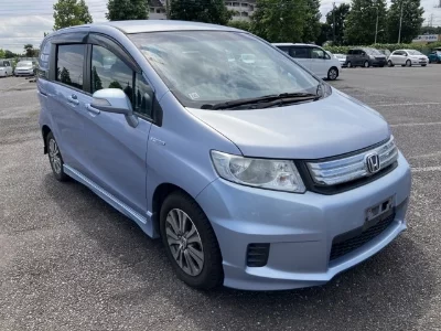 Honda Freed Spike