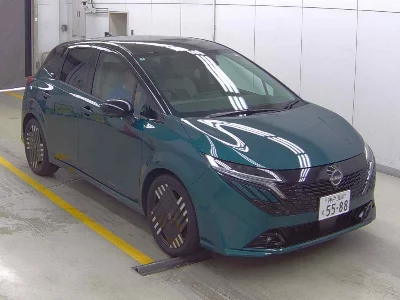 Nissan Aura